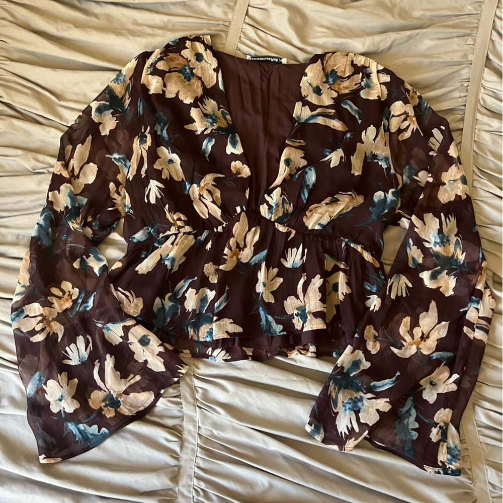 Abercrombie & Fitch Floral Long Sleeve Blouse